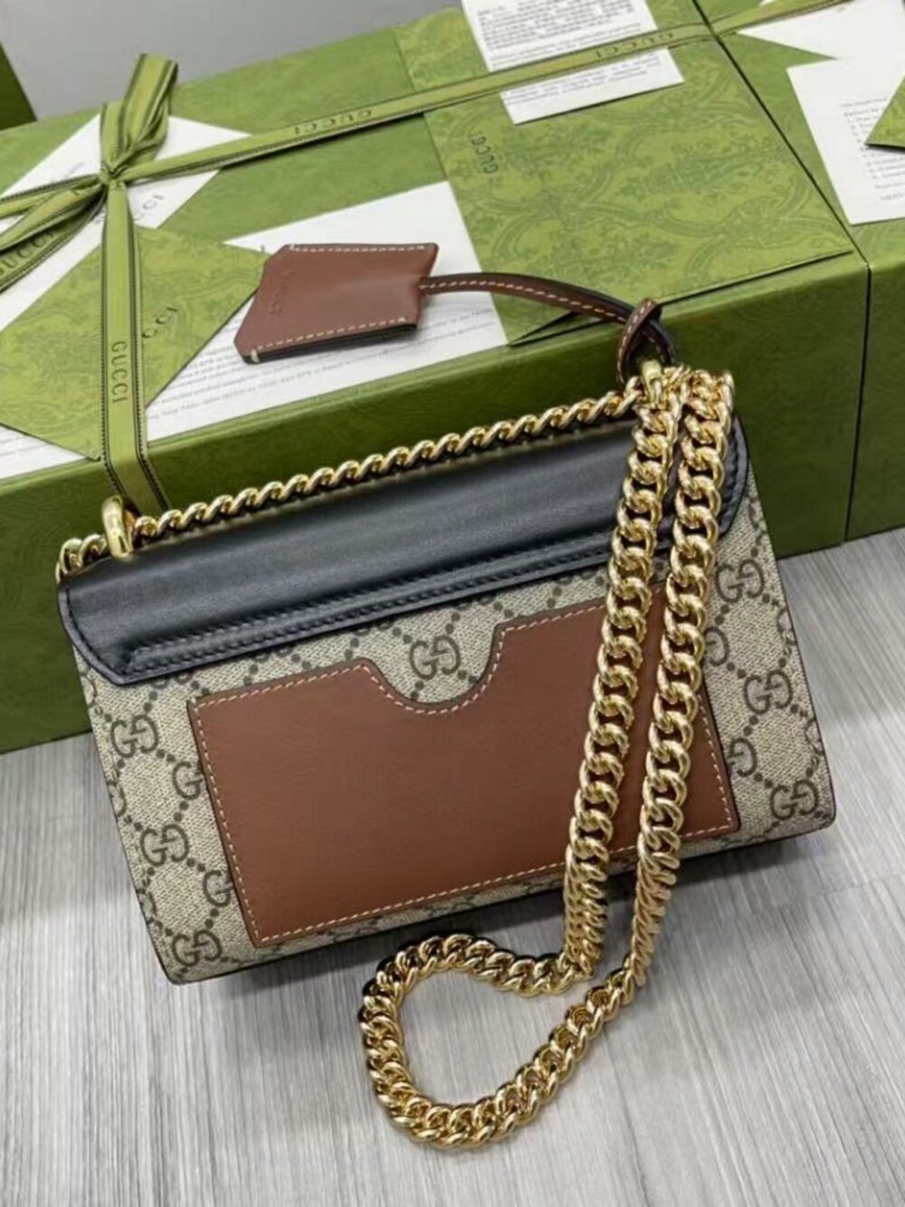 Authentic Gucci Padlock Small GG Supreme Canvas Shoulder Bag 409487 with Chain S - Picture 3 of 8